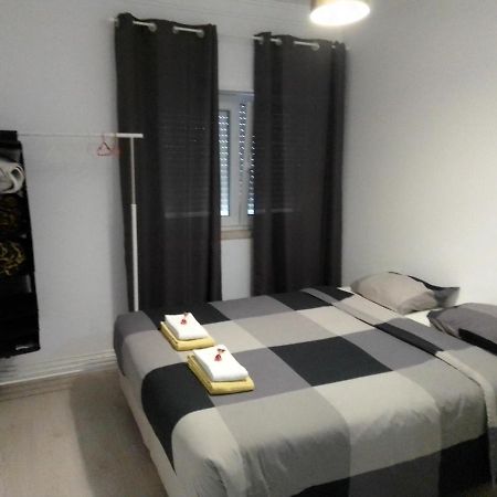 Guesthouse Marialva Park Corroios Exterior foto